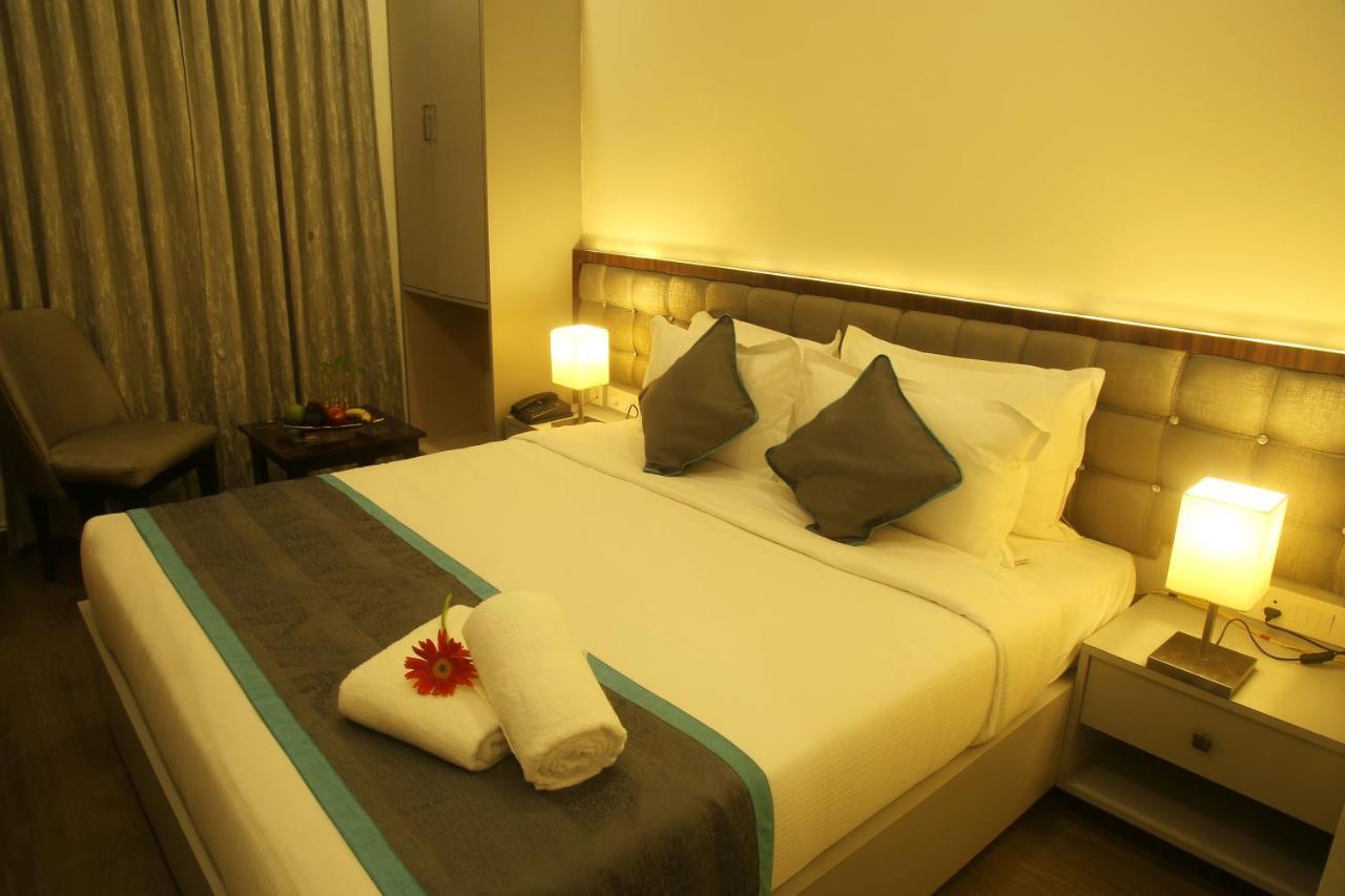 Park Iris Hotels, Mg Road Vijayawāda Dış mekan fotoğraf